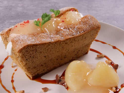 白桃とホイップの紅茶シフォンケーキサンド